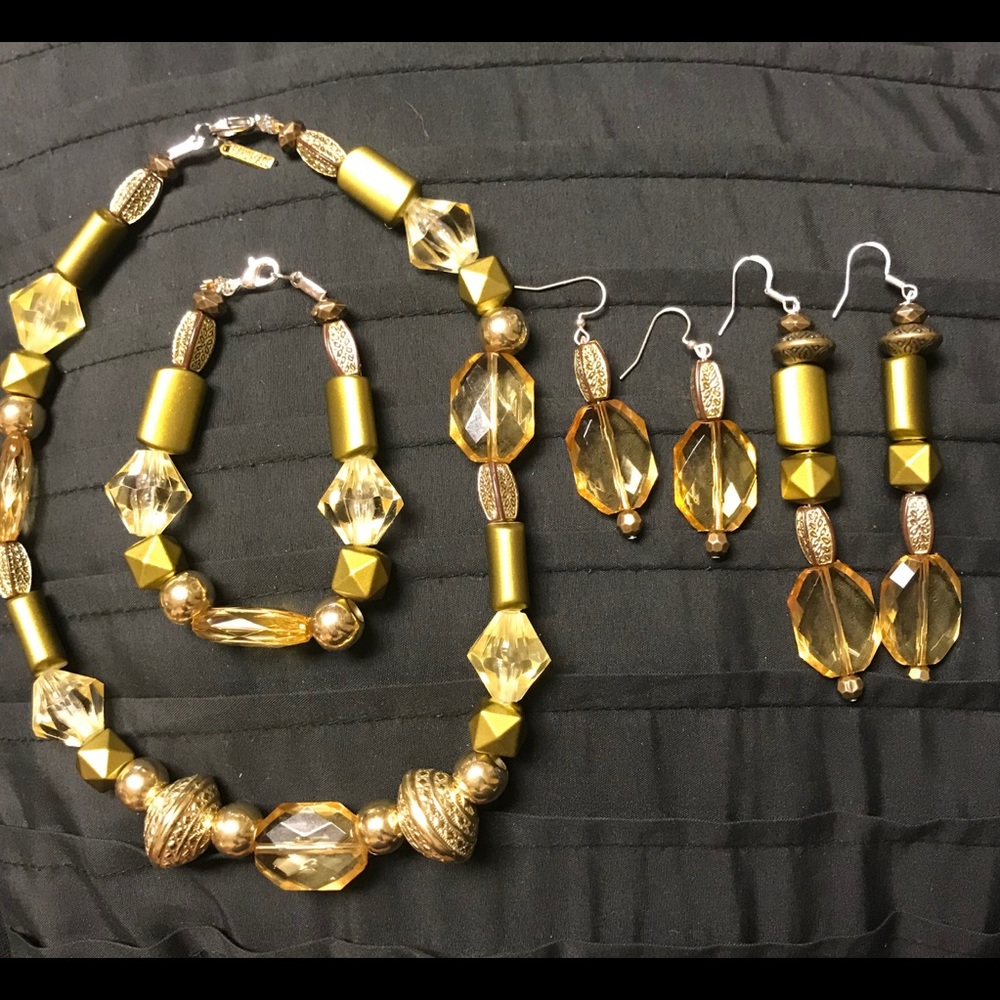 Custom handmade jewelry set
